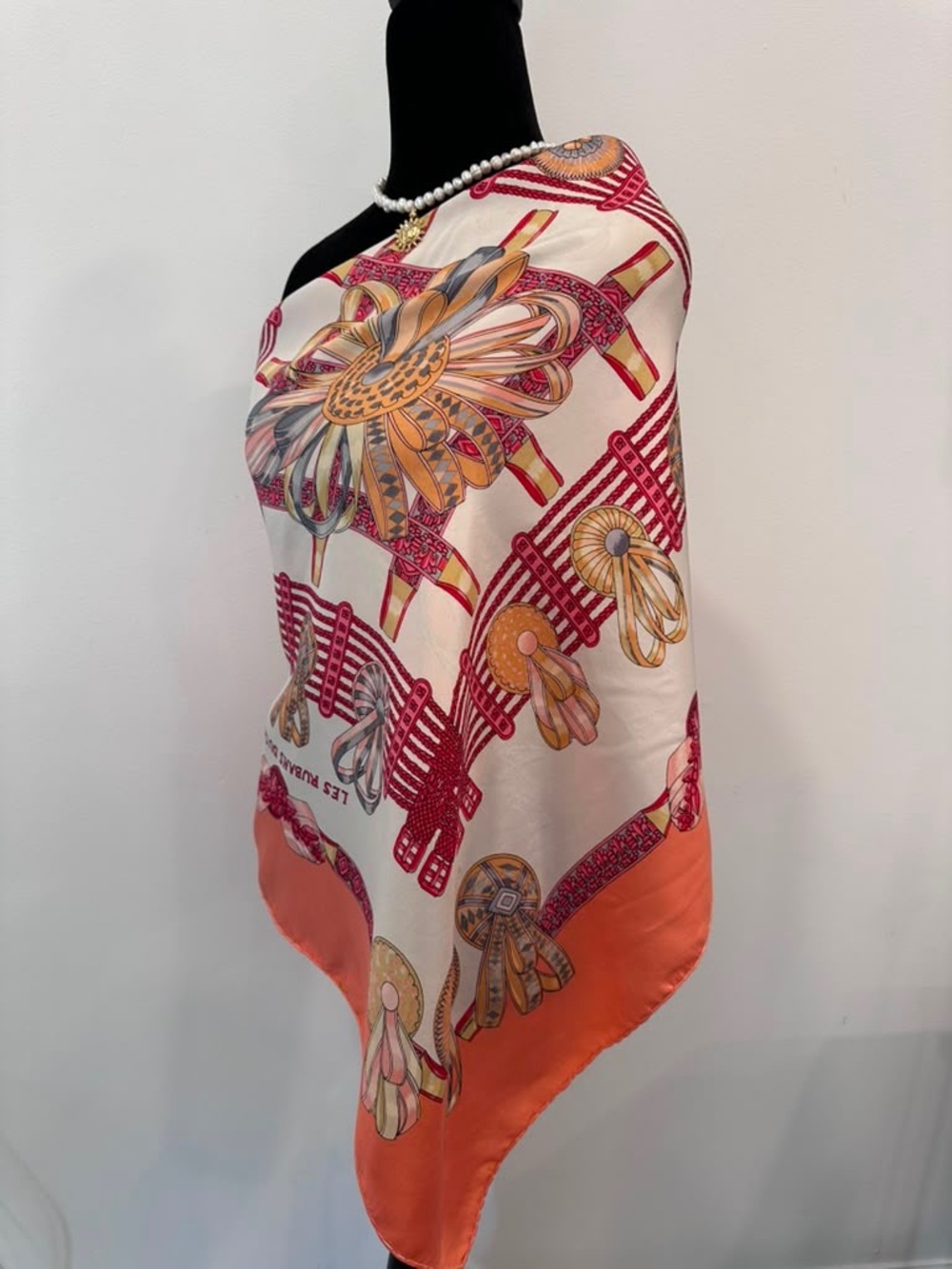 Hermes Coral, Cream & Red Ribbon Motif Silk Scarf - Picture 3 of 14